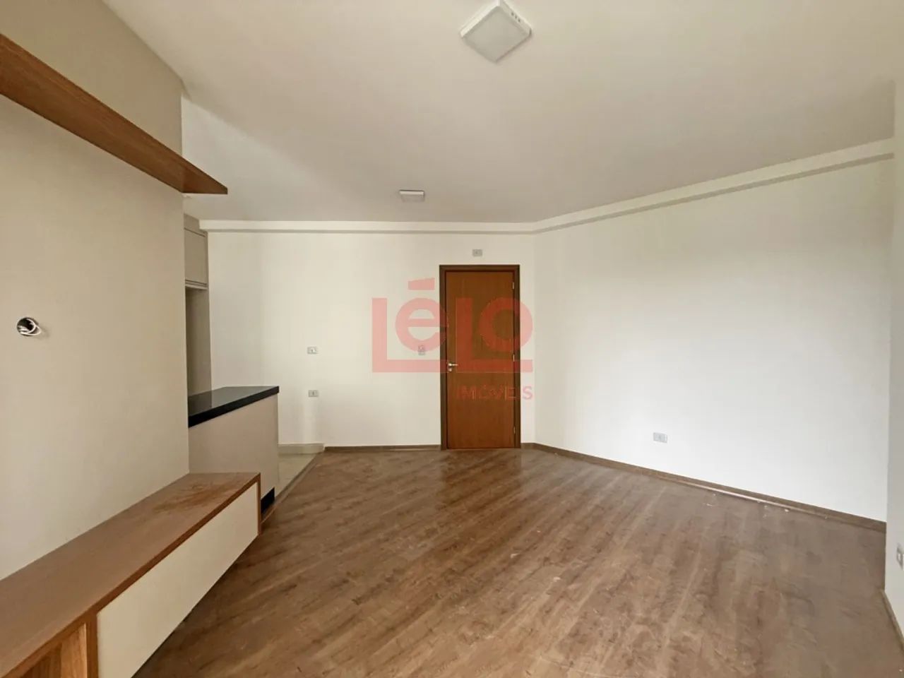 Apartamento 02 quartos, com sacada - Jardim Santa Rosa. - Foto 4