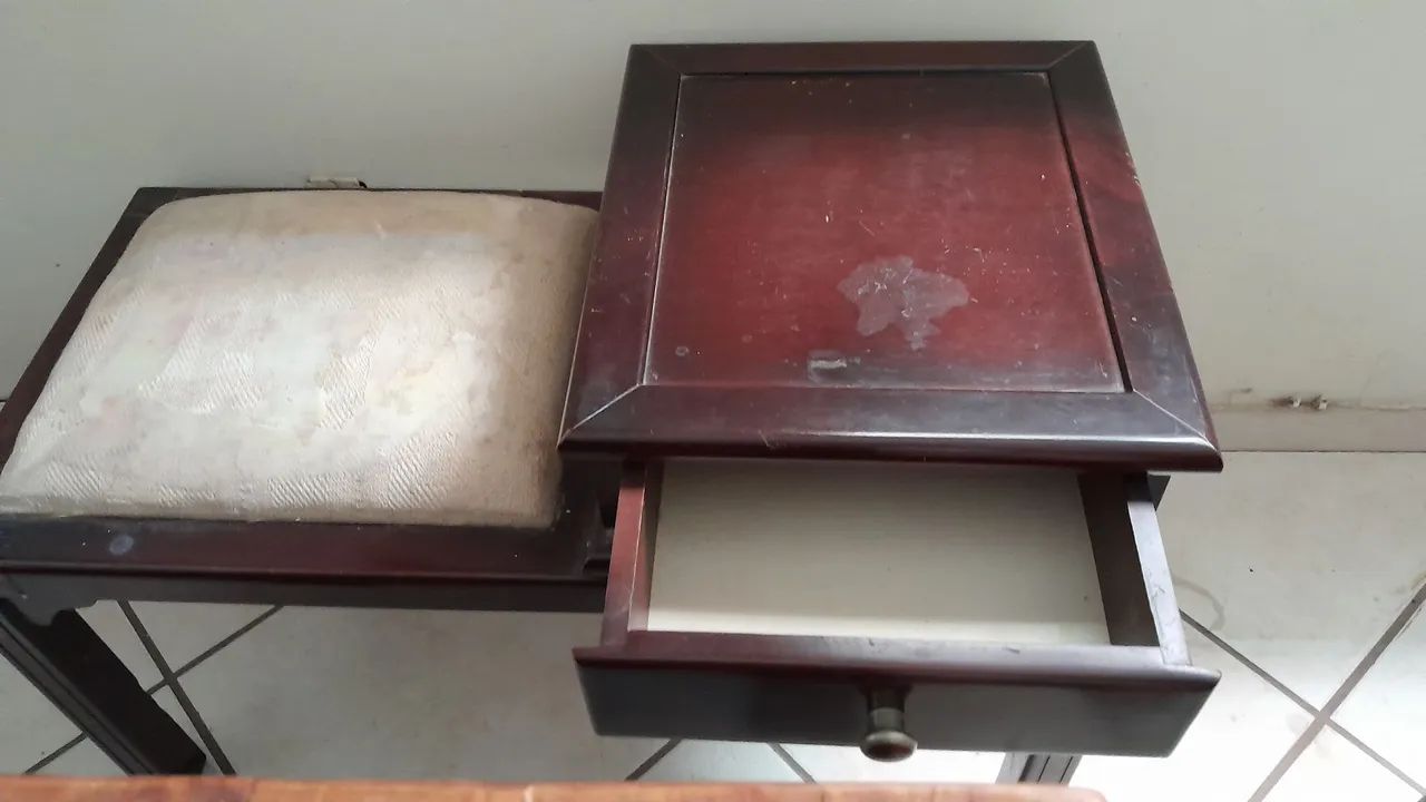 Mesinha de telefone madeira maciça com assento estofado - Foto 4