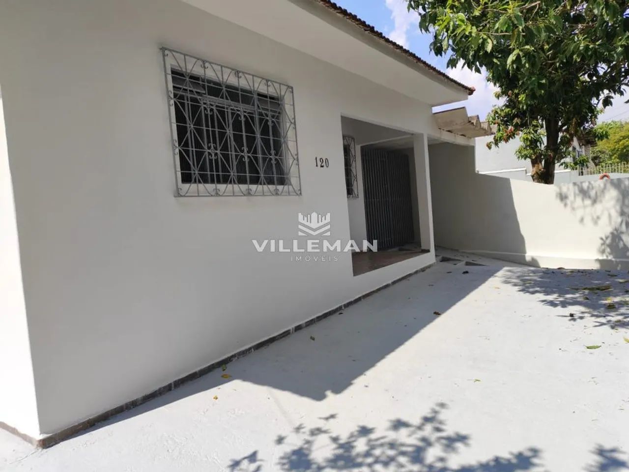 Casa para alugar em Maringá, Jardim Vitória, com 3 quartos, com 130 m² - Foto 2