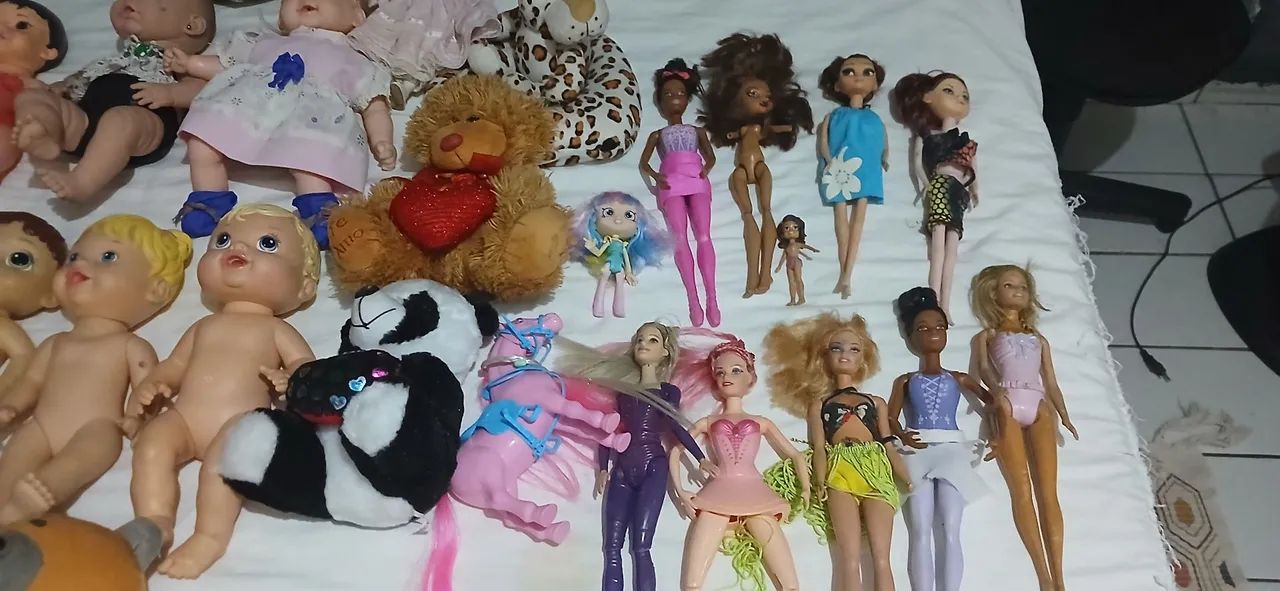 Lote de boneca com ursos todo original - Foto 2