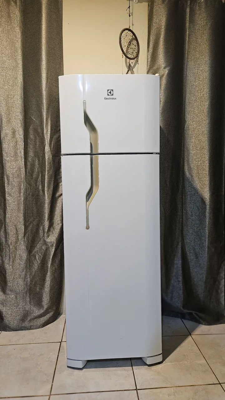 Geladeira eletrolux