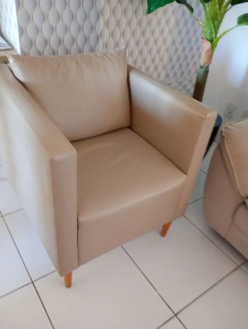 Vendo sofá e poltrona  - Foto 4