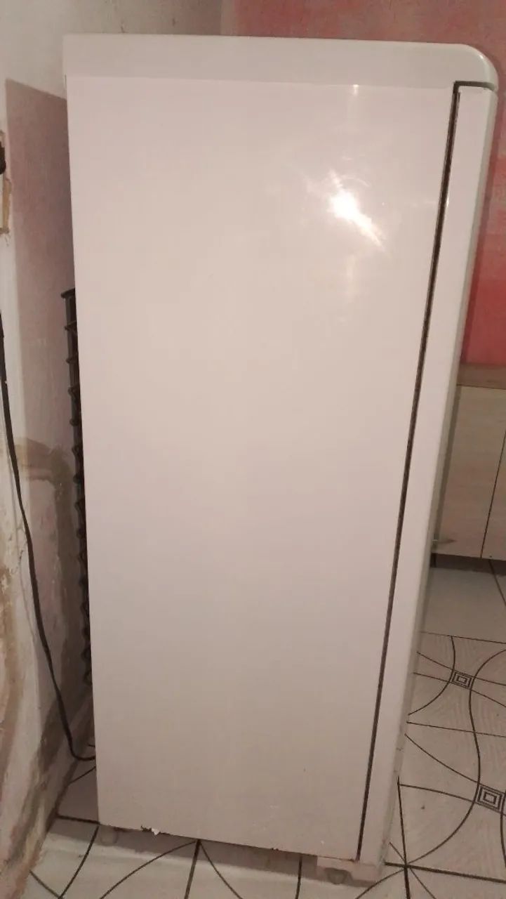 Geladeira Eletrolux  - Foto 2