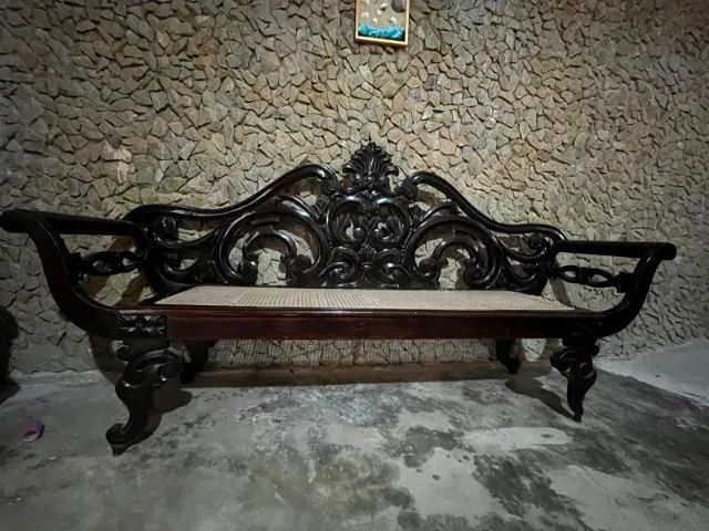 Sofá colonial com palha  (Canapé, Marquesão antigo em madeira)