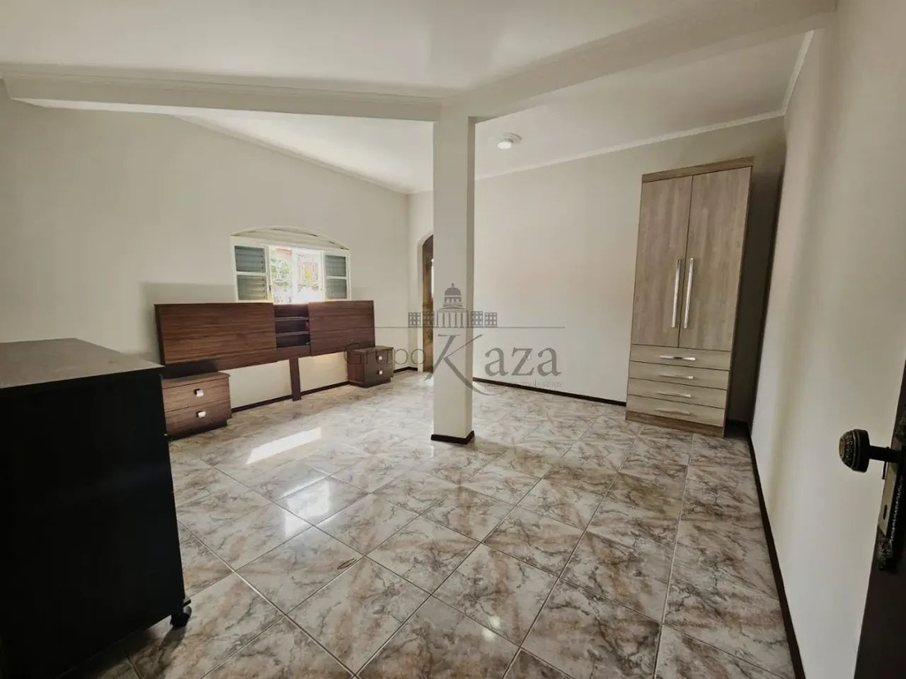 Oportunidade - Casa - Jardim Torrão de Ouro - 3 Dormitórios - 180m². - Foto 7