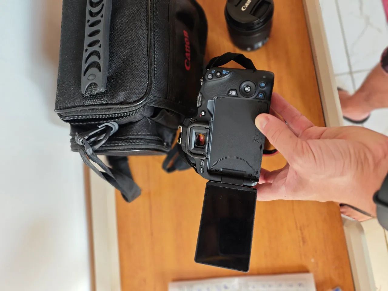 Camera Canon SL2 - Foto 4