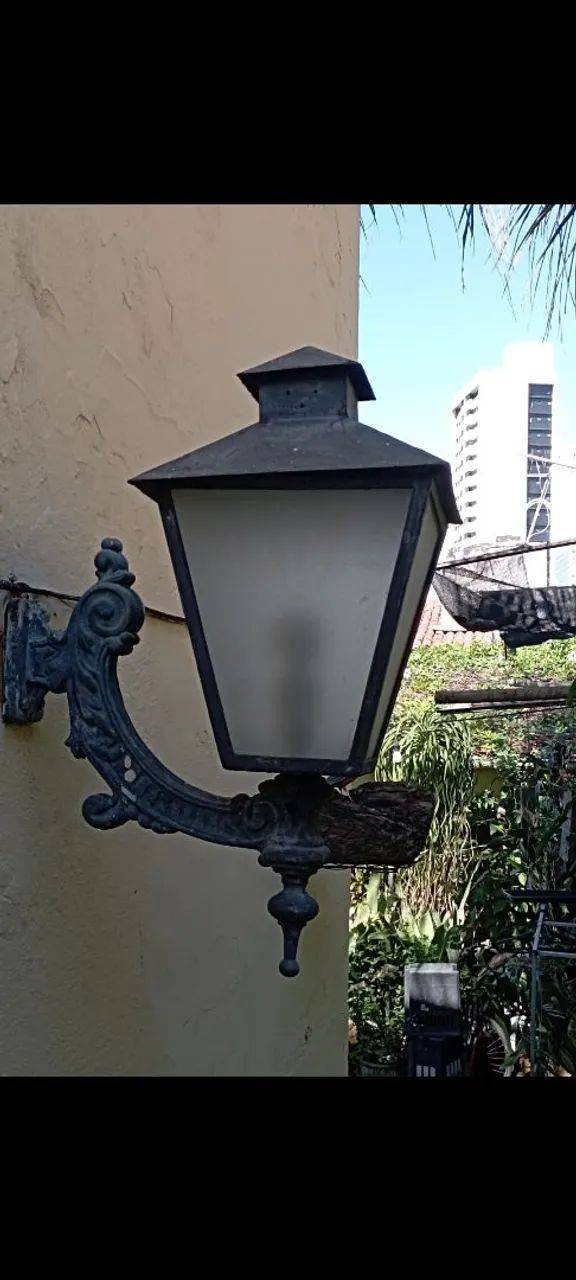 Luminária centenária 