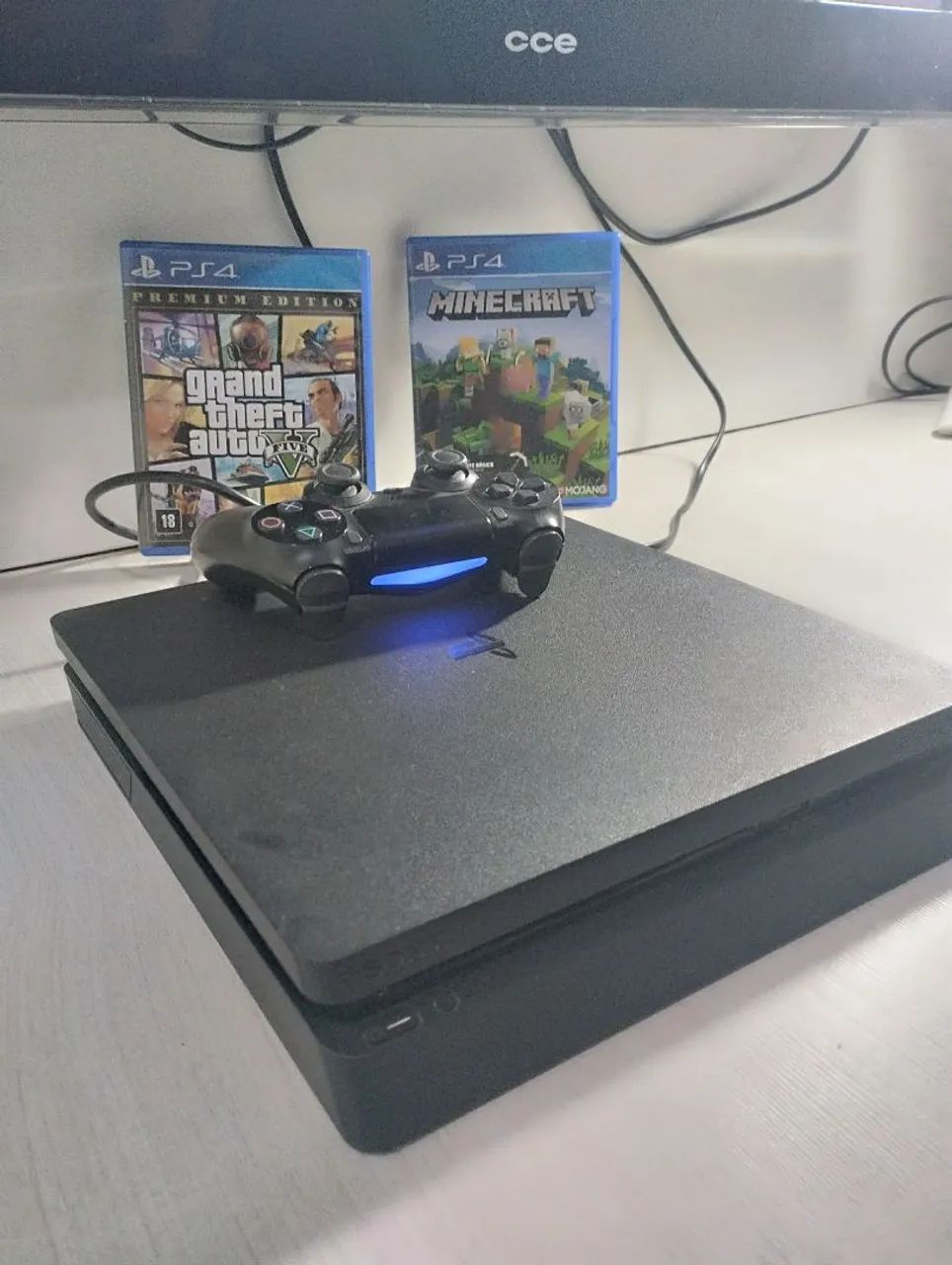 PS4 Slim 800GB
