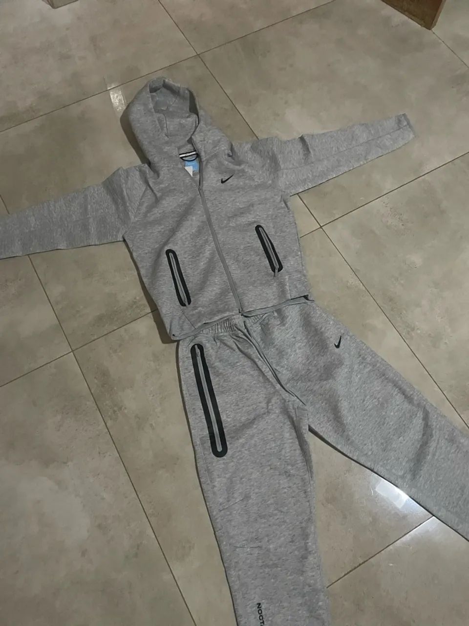Conjunto Nike Tech Fleece Nocta - Foto 3