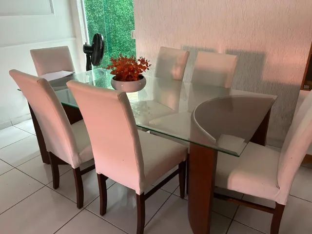 Conjunto Mesa de Vidro com Seis Cadeiras