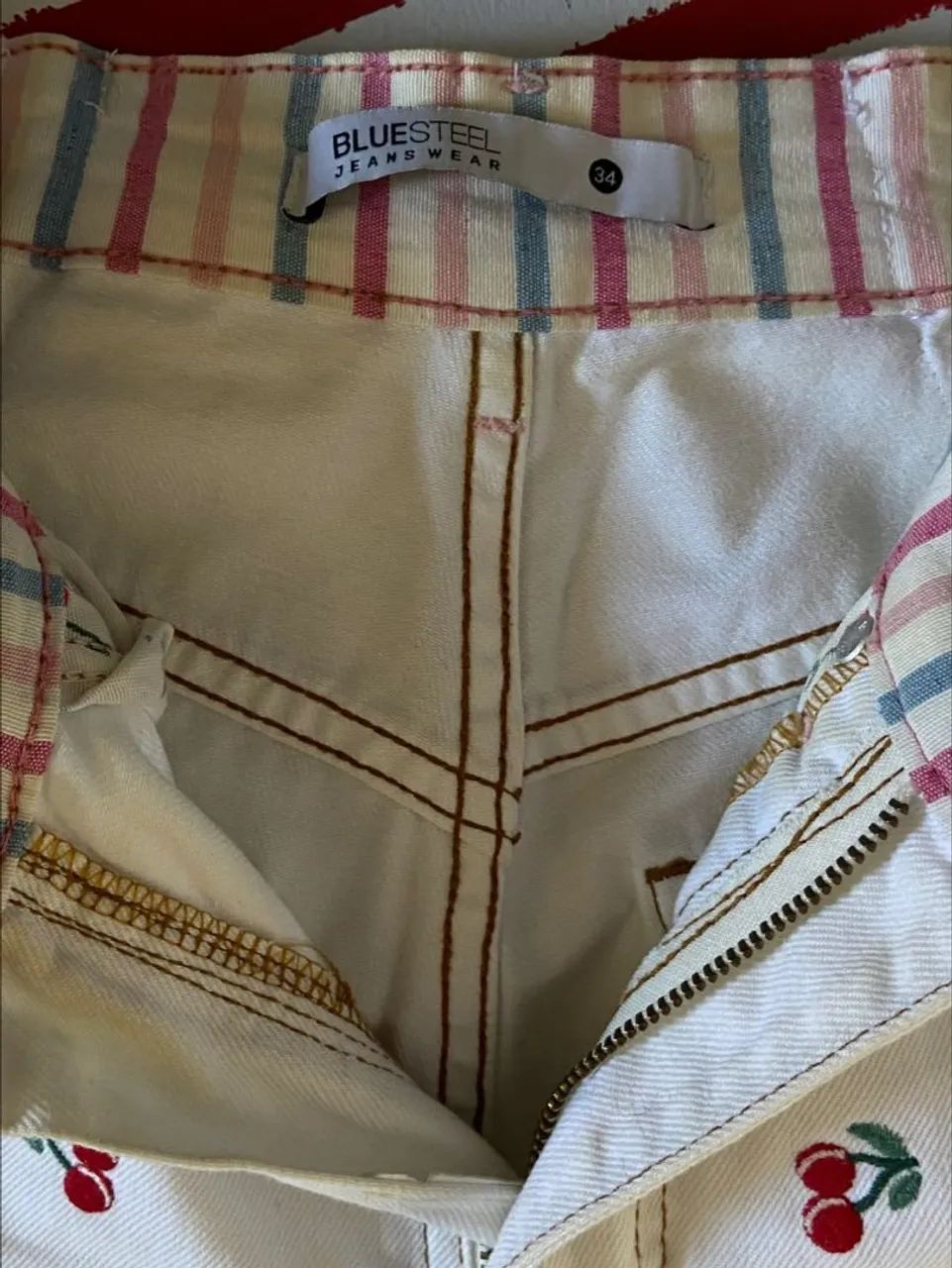 Calça wide leg branca estampada com cereijinhas - Foto 3