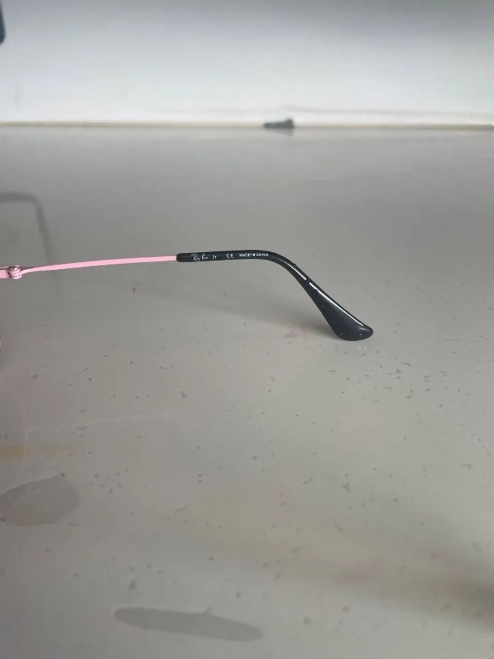 Oculos de sol rayban rosa - Foto 4