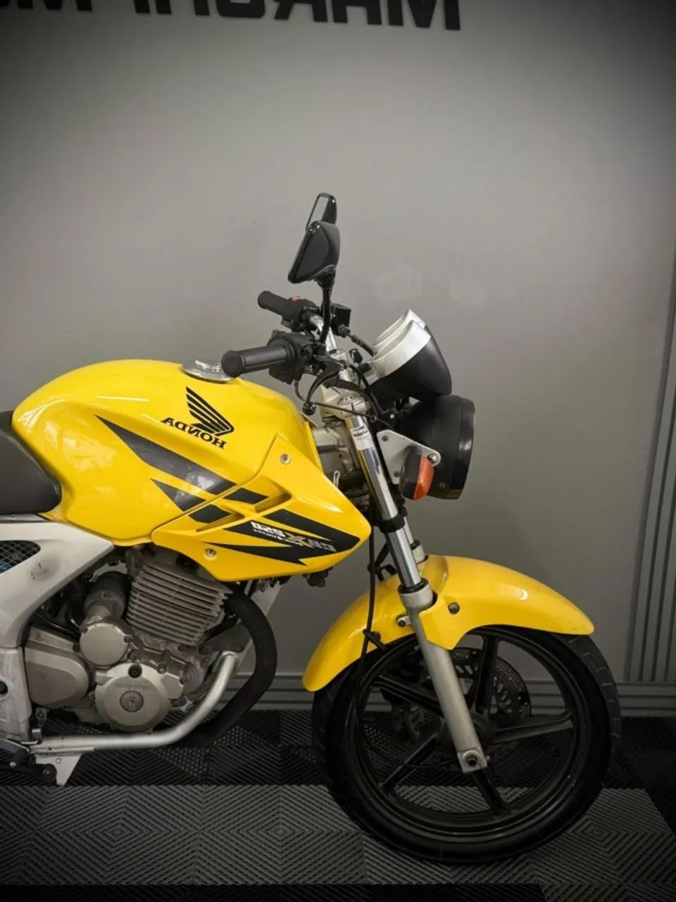 CBX Twister 250  - Foto 3