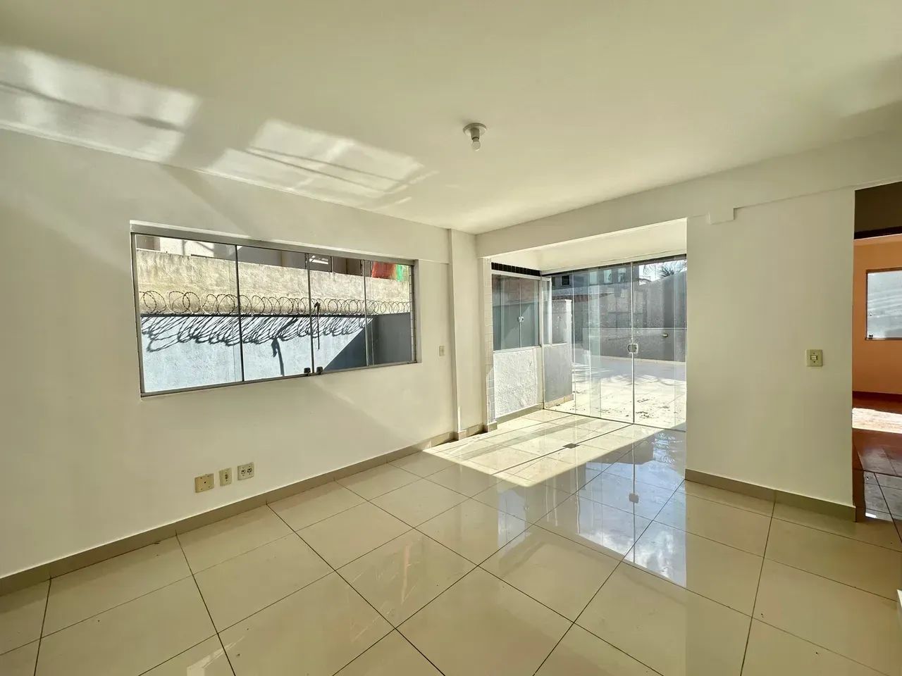 Área privativa de 3 quartos no Cabral - Contagem - Foto 3