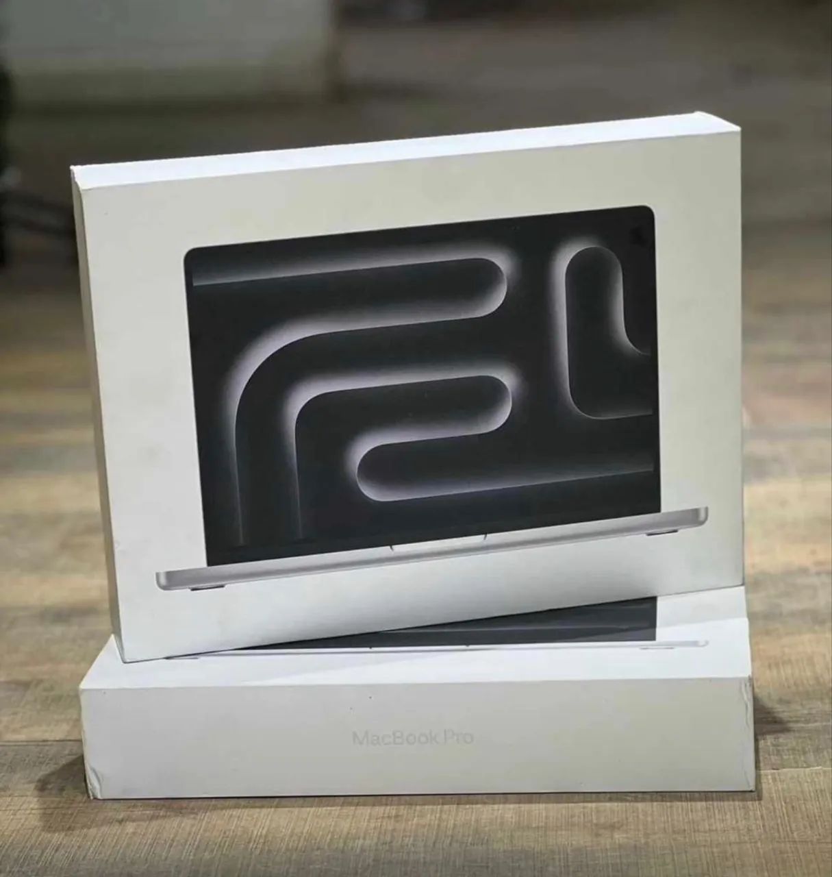 MacBook Pro M5 16GB/ 512SSD