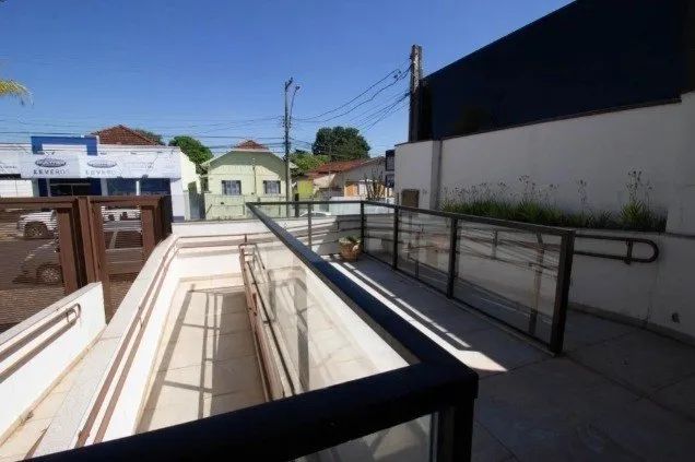 EXCELENTE IMOVÉL JÁ ADAPTADO PARA CLÍNICA ! ! - Foto 2