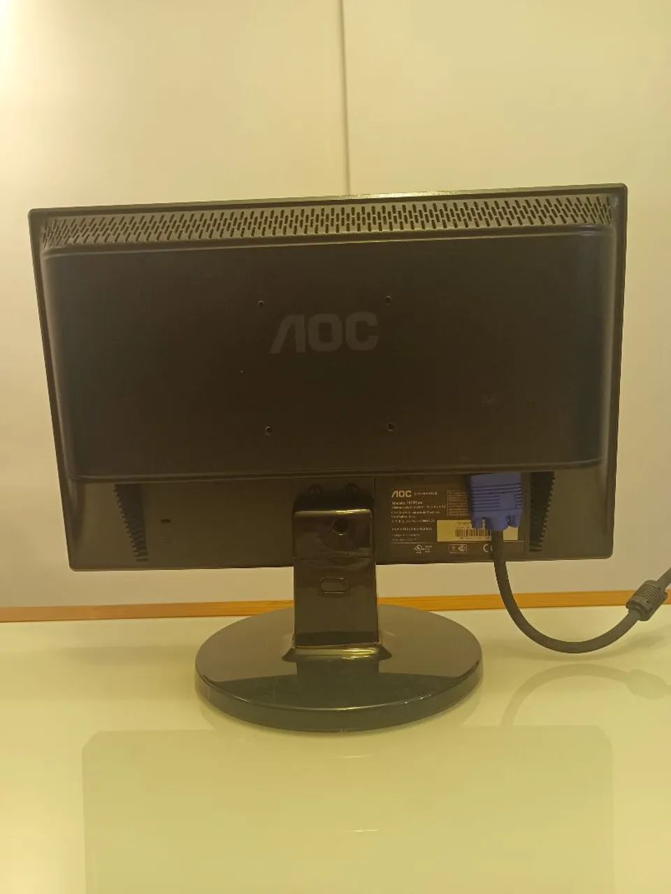 Monitor - AOC 15.6P - Foto 3