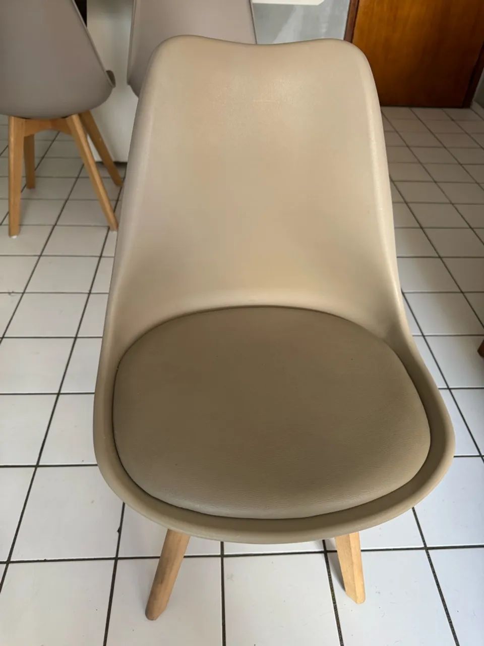 4 Cadeiras nude - Foto 4