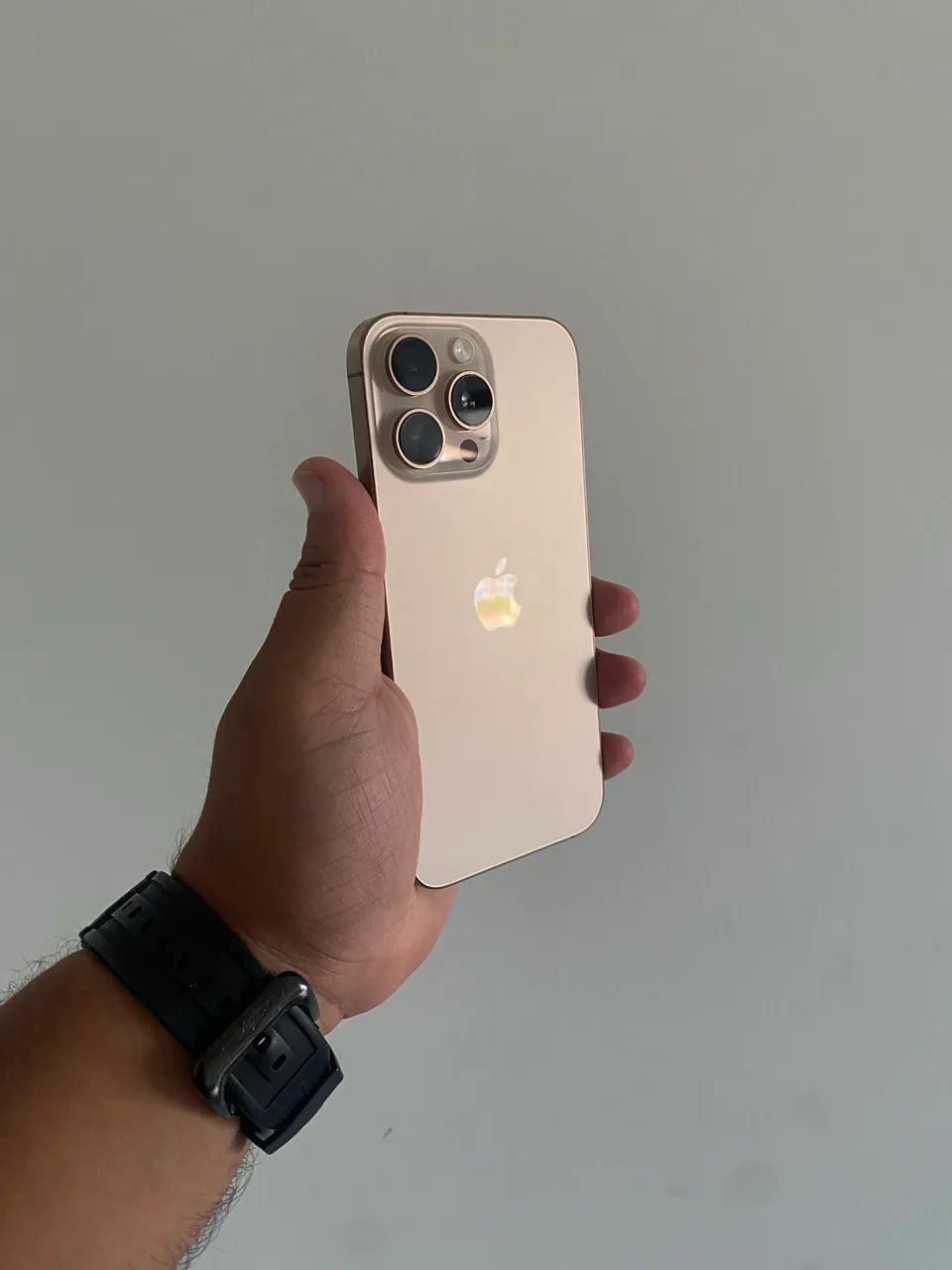 16 Pro Max 256GB - Em ótimo estado de Conservação