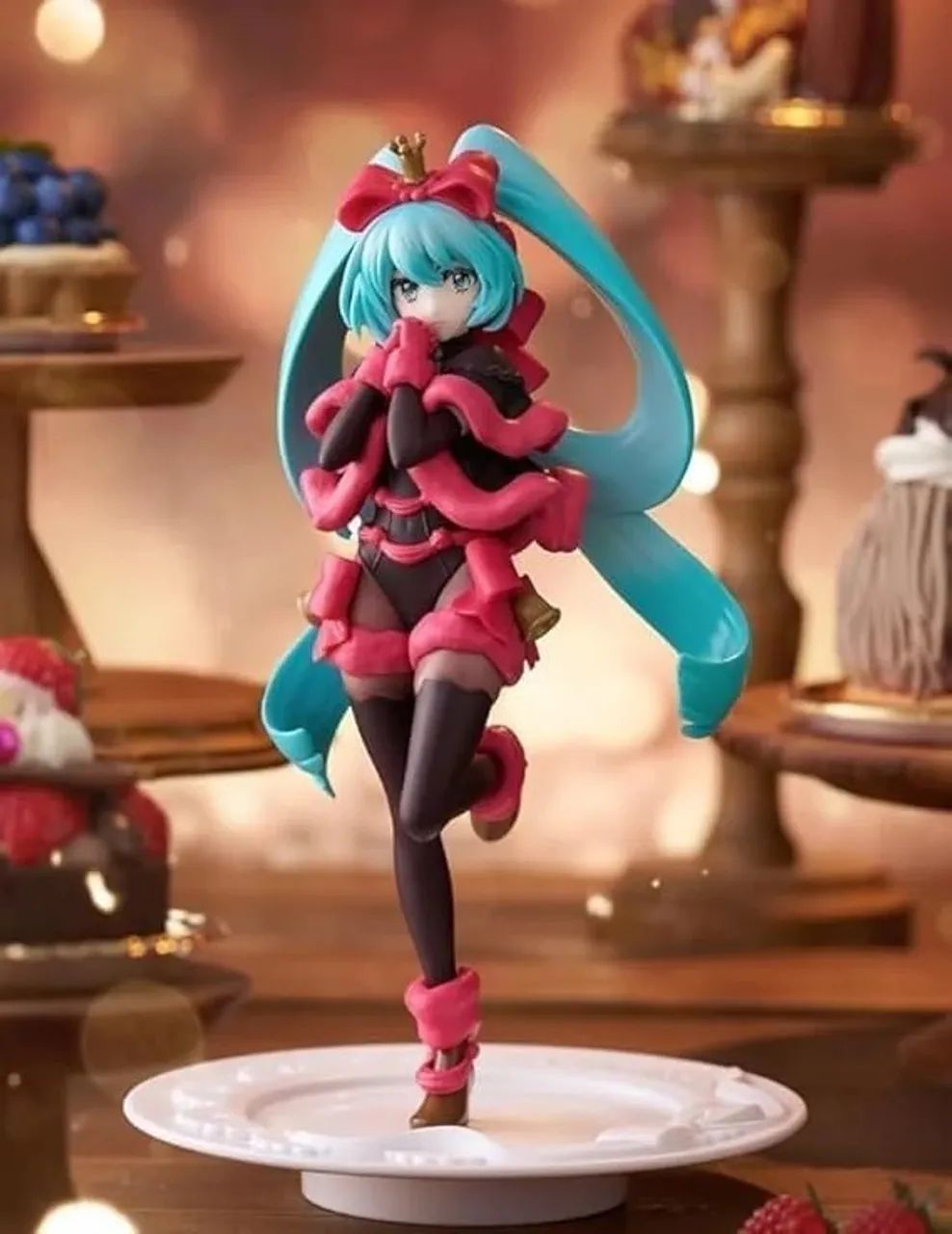 Action Figure FuRyu - Hatsune Miku Noel Raspberry Ver. - Exceed