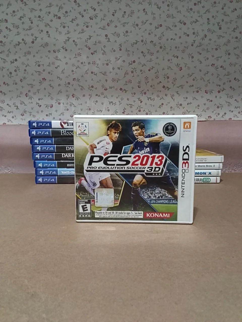 Vendo Pro Evolution Soccer 2013 3D  Nintendo 3DS Semi novo