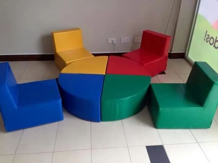 Puff infantil escolar 