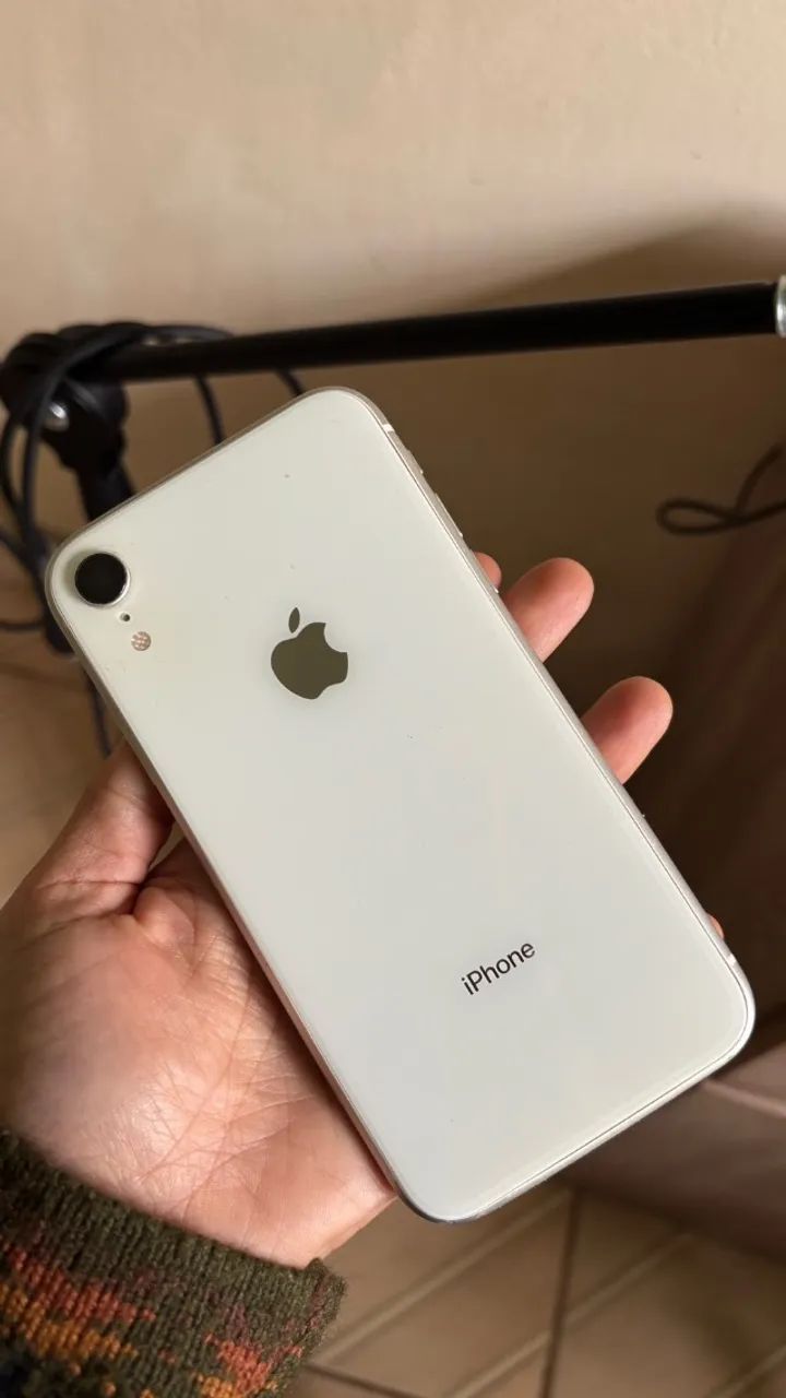 iPhone XR 64GB - Foto 2