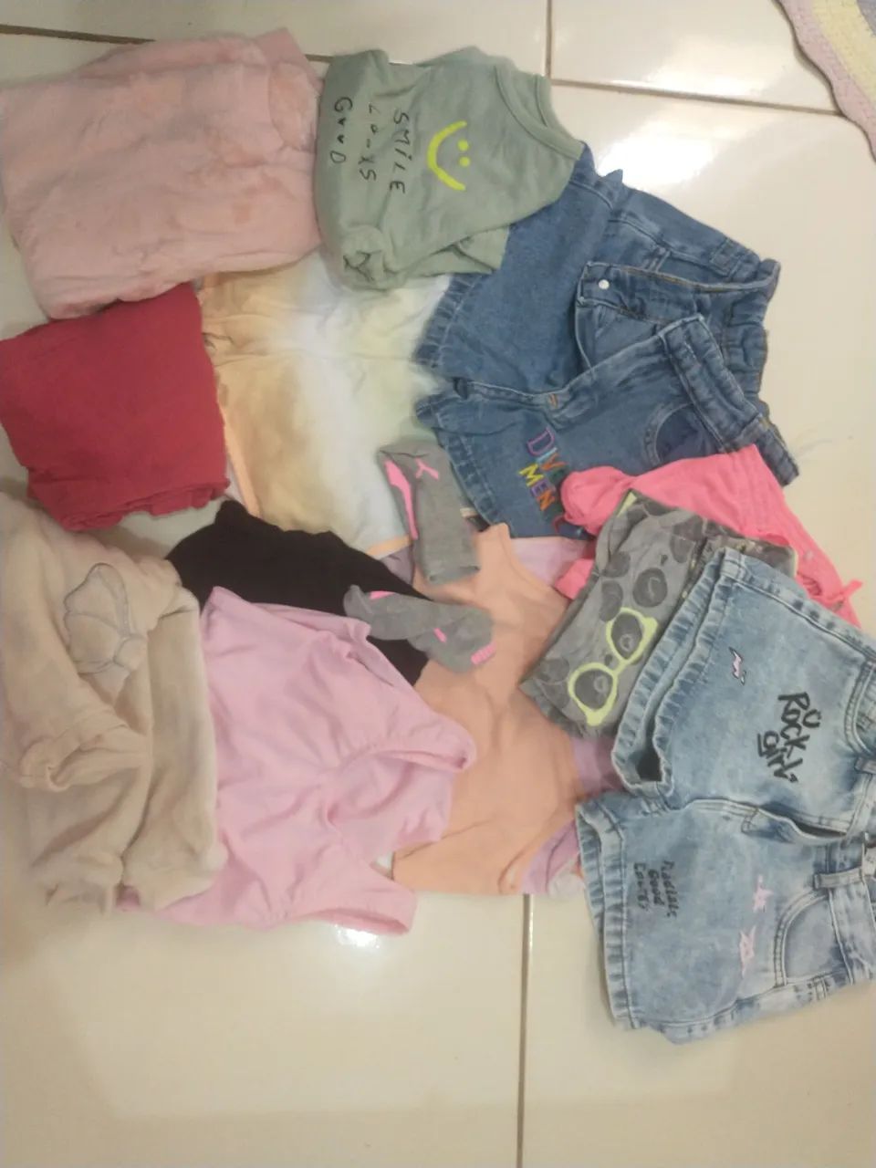 Roupas infantil para doação Tam 6 e 8