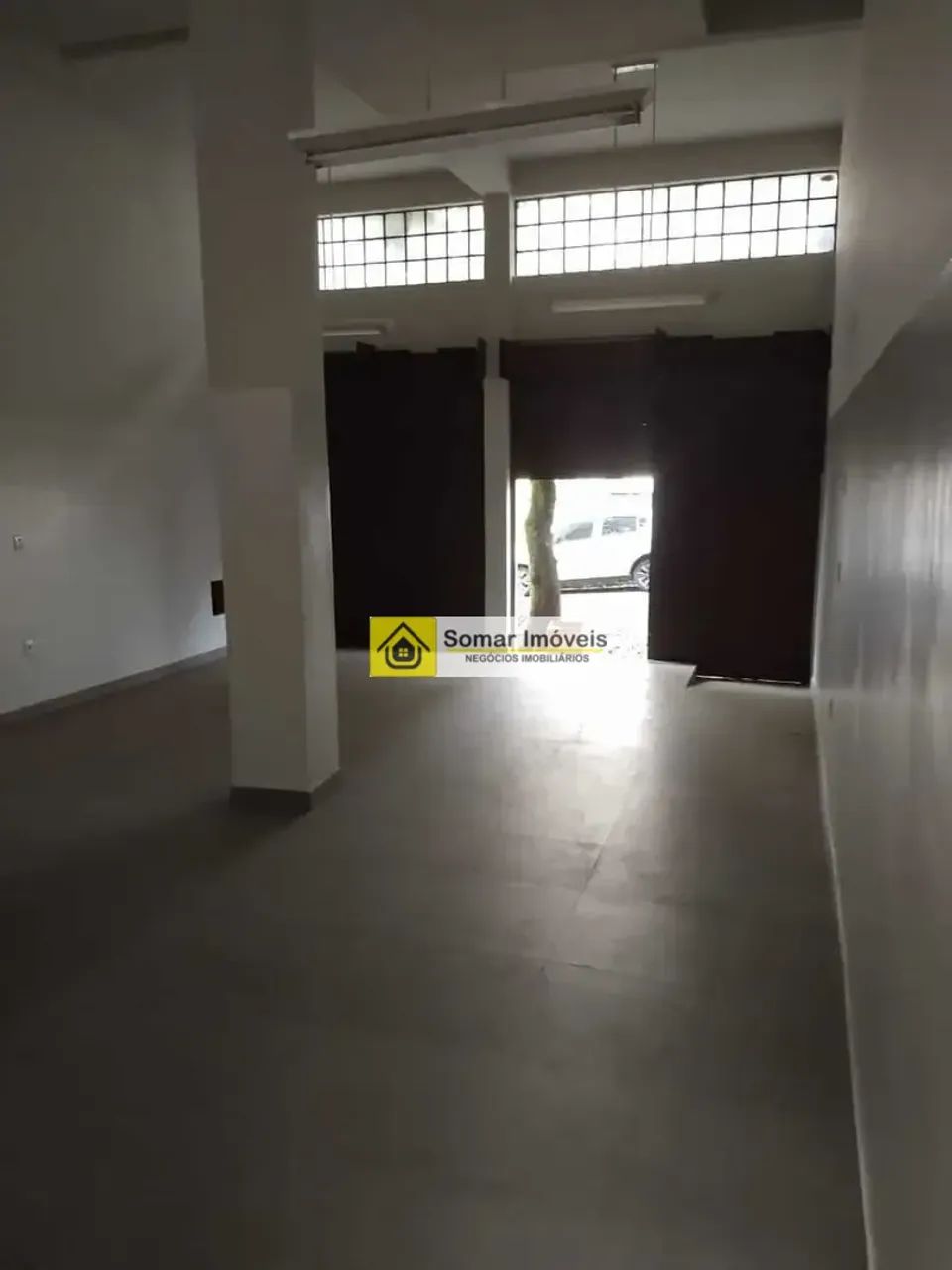 LOJA COMERCIAL COM 67M² NO BAIRRO NOVA SUISSA