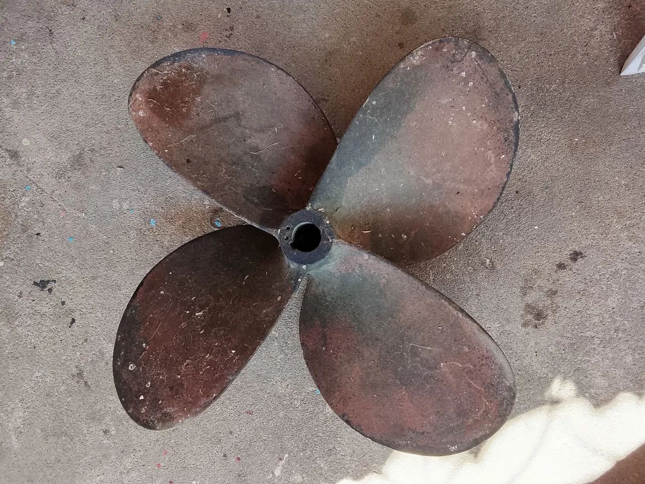 Hélice de bronze da Person