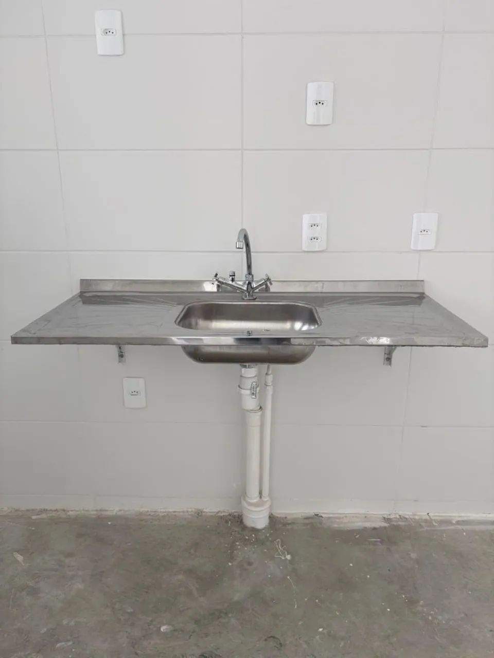 Pia/Bancada de inox com cuba