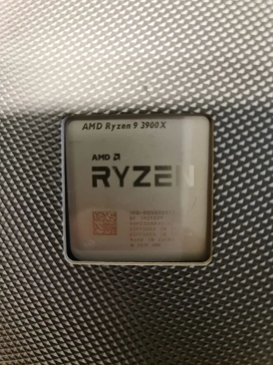 Processador AMD R9 3900x - Foto 3