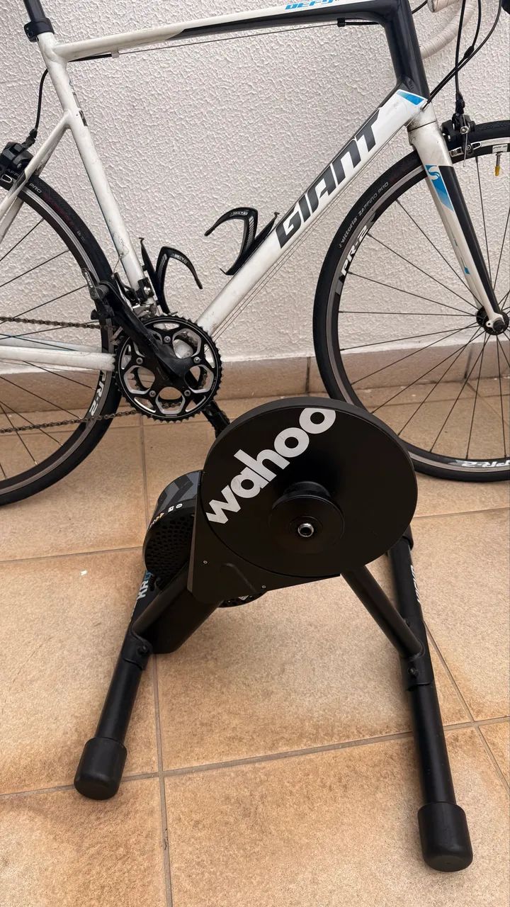 Rolo de treino Wahoo KIKCKR core zwift - Ciclismo - Jardim
