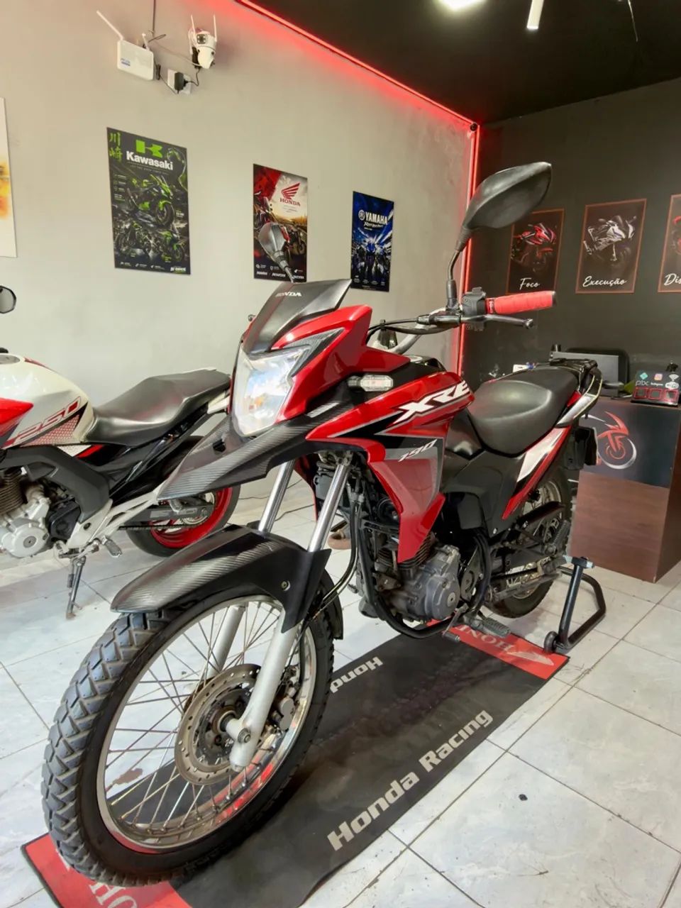XRE 190 2019 Troco e Financio  - Foto 3