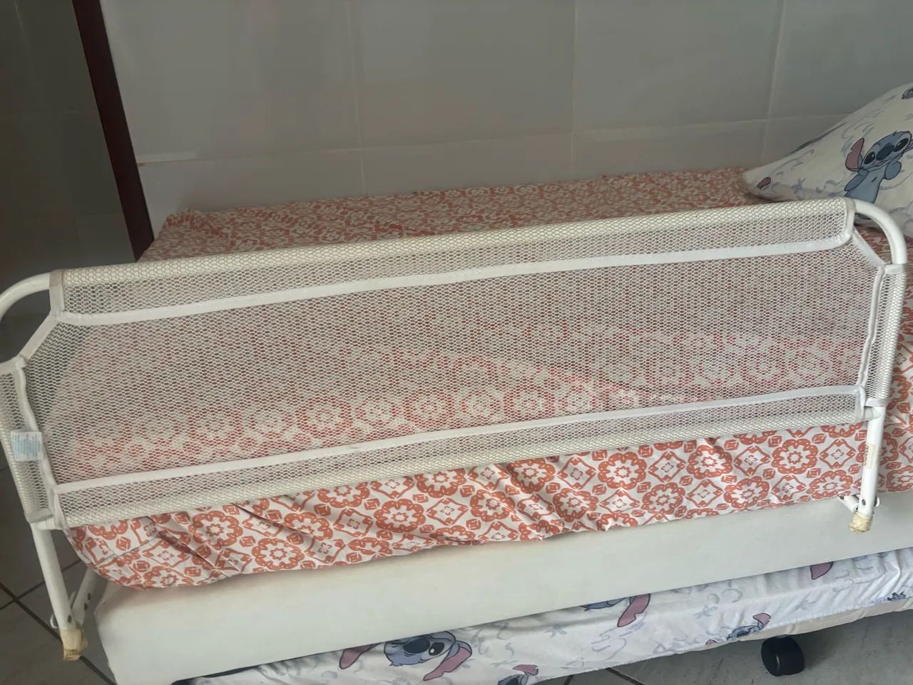 Grade de cama com tela  - Foto 2