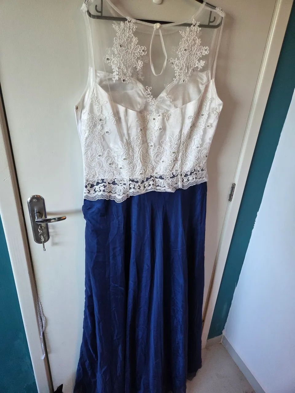 Vestido de Festa Azul e Branco - Foto 4