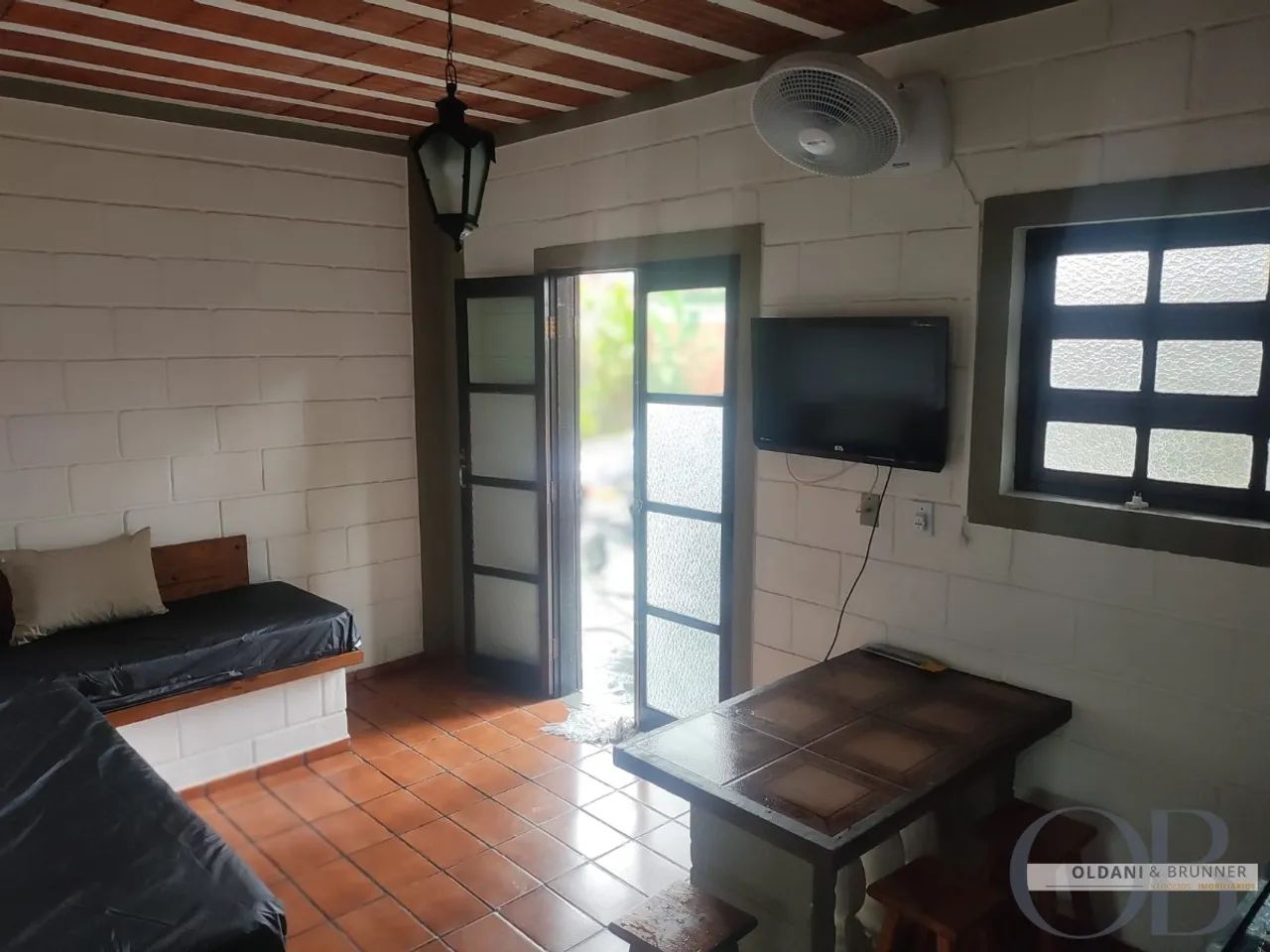 APARTAMENTO COM 1 DORMITÓRIOS NA ESTUFA II