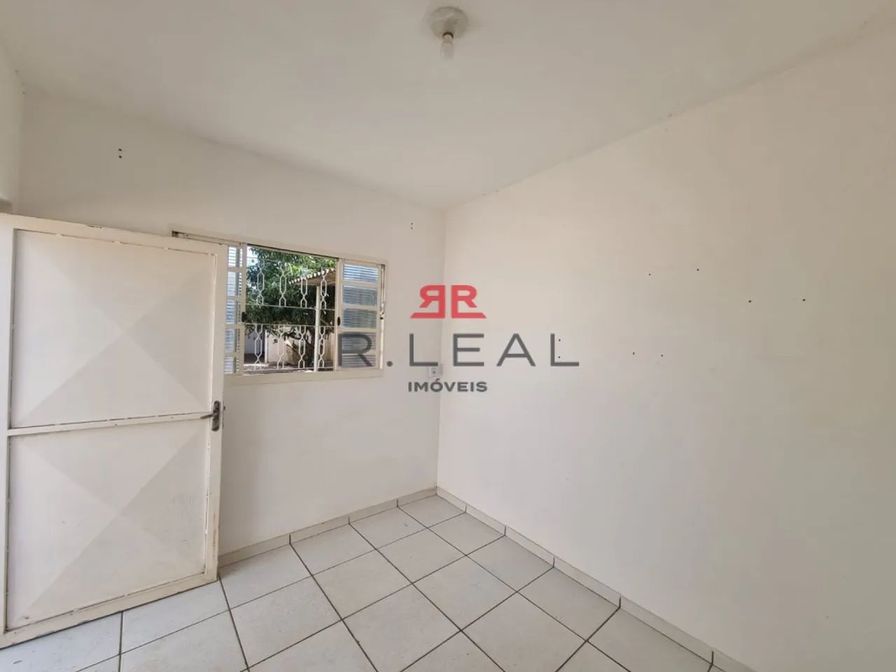 Imóvel comercial no Santa Cândida - Foto 4