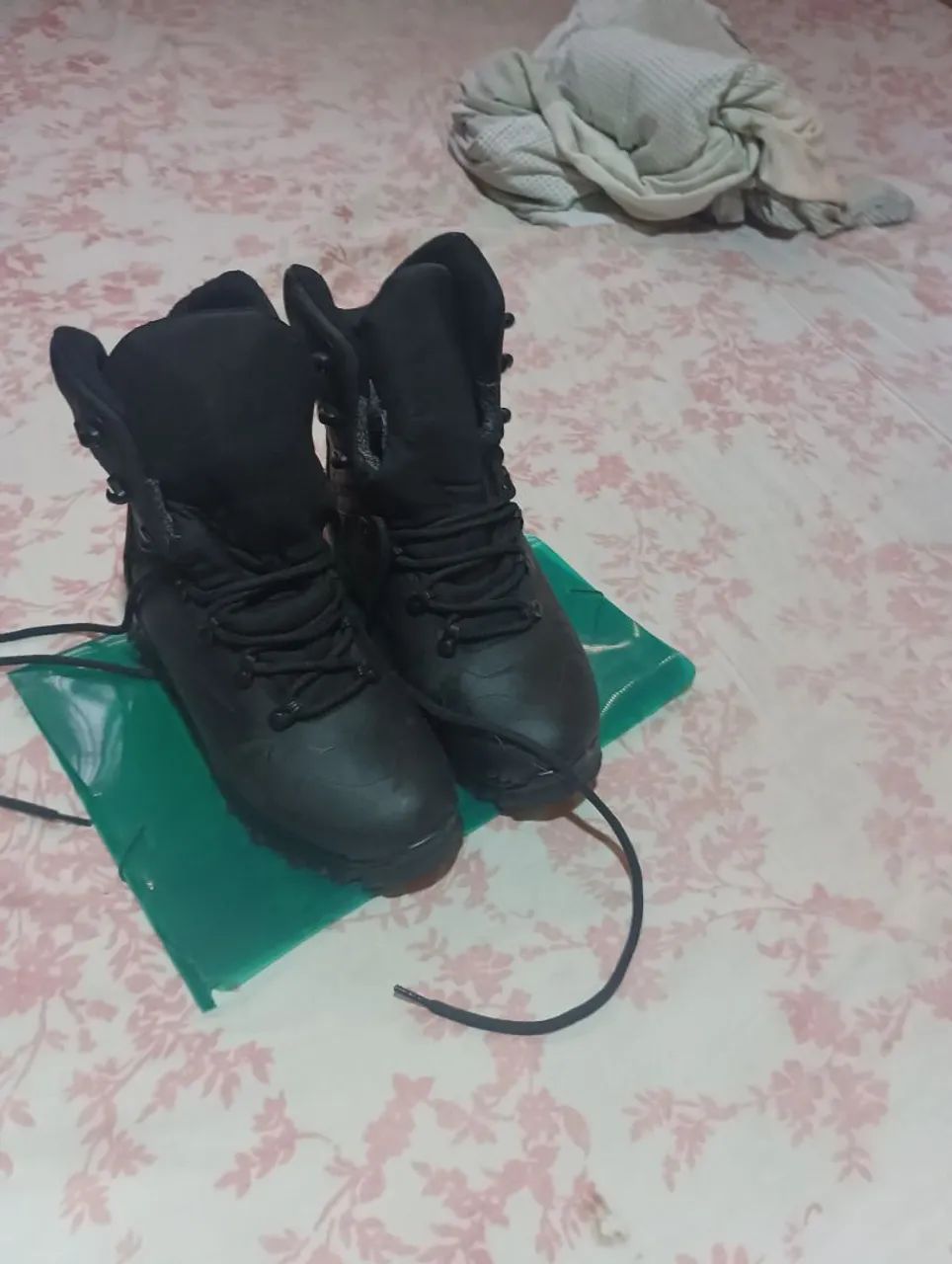 Coturno militar 