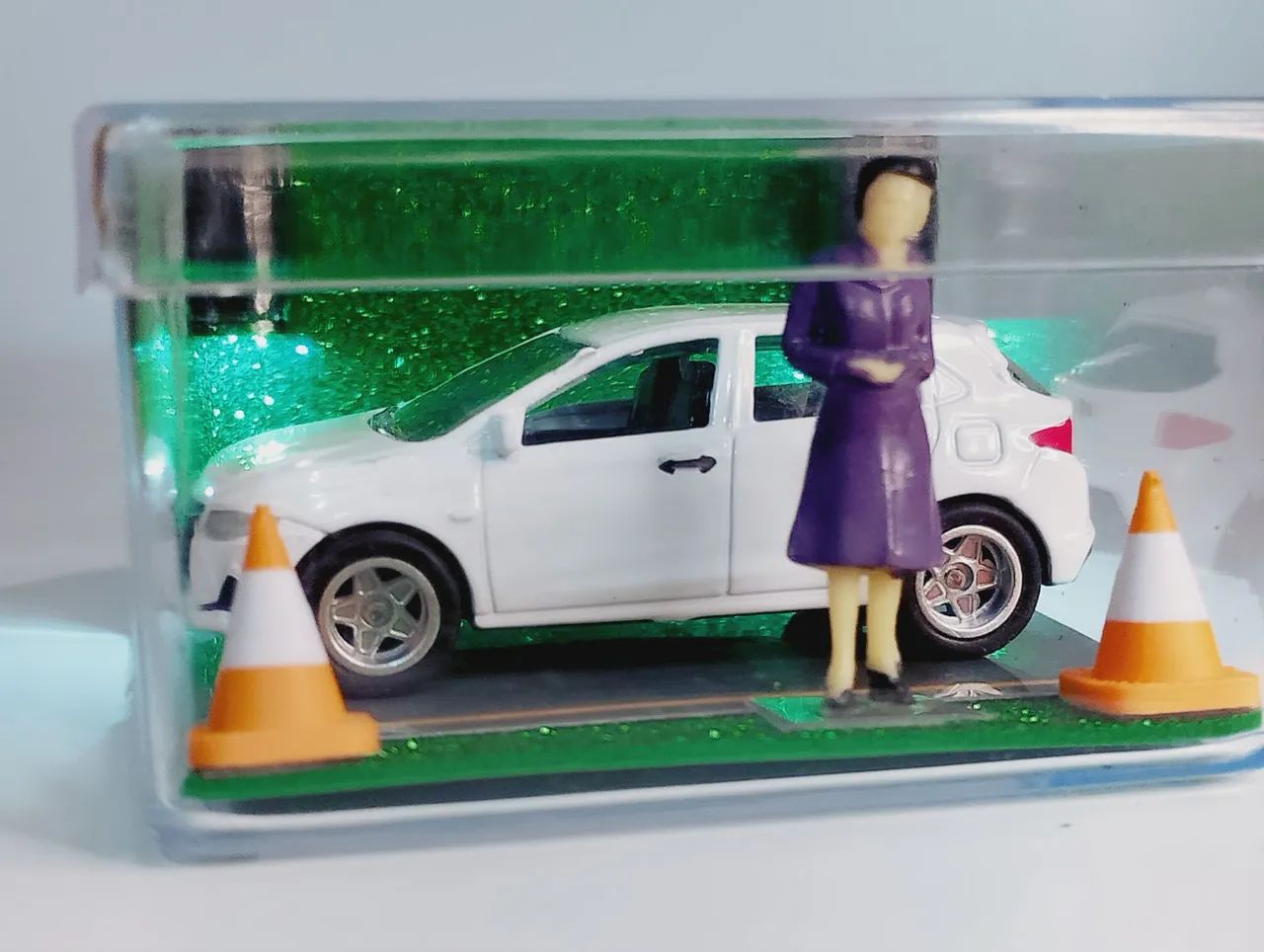 Miniatura Ônix com Diorama e LED  - Foto 2