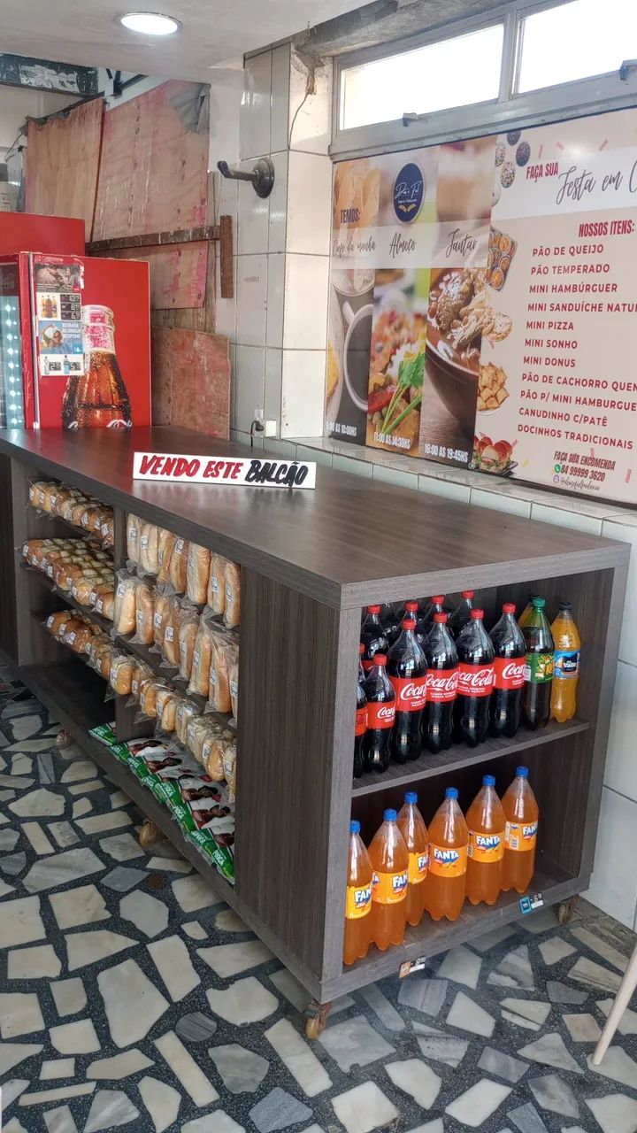 Vende Balcão Expositor central madeira  - Foto 2