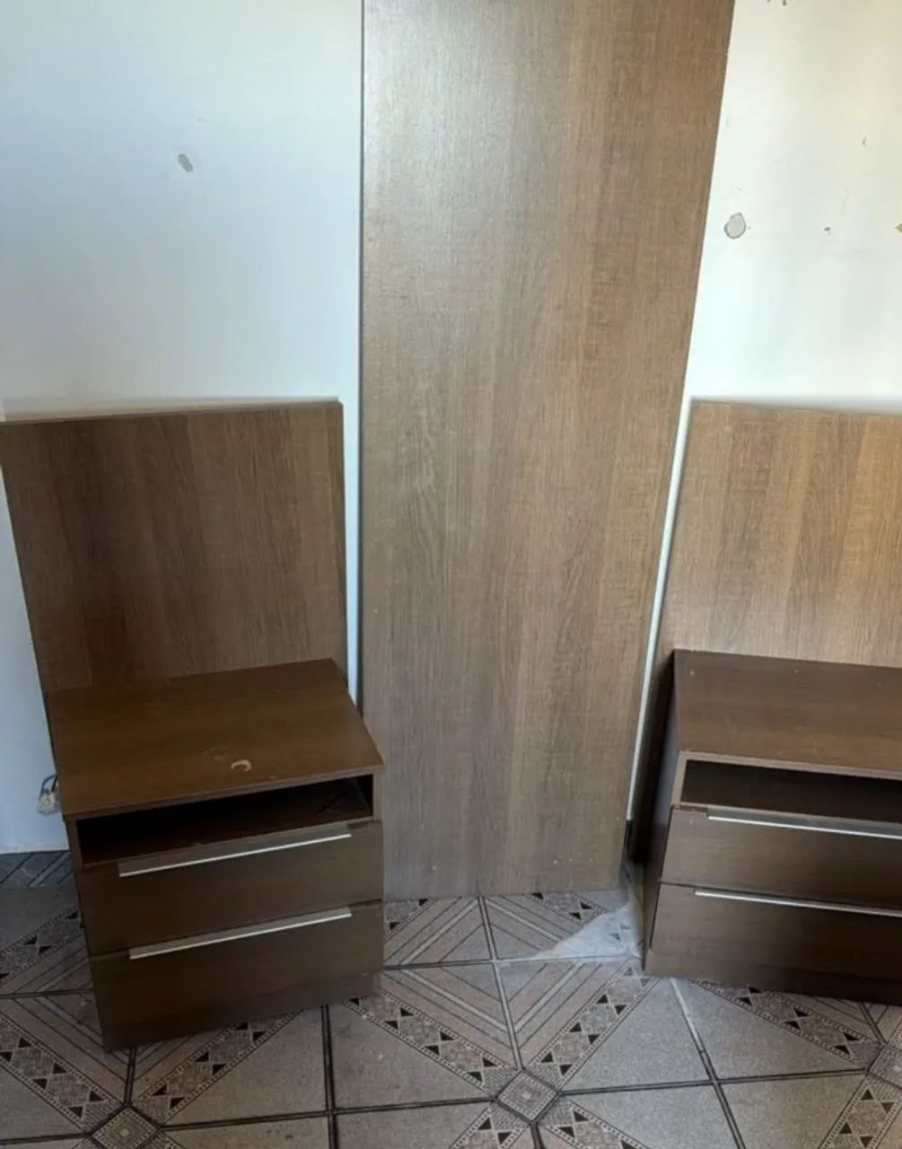 Cabeceira cama casal com 2 criado mudo - Foto 2