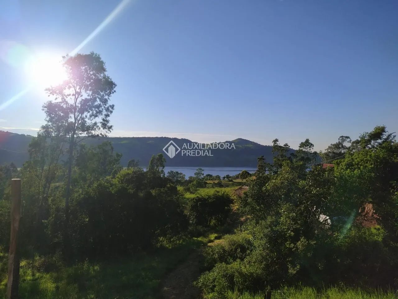 Terreno com 35.779m² e Vista Privilegiada para a Lagoa em Taquaraçatuba - Imaruí/SC - Foto 3