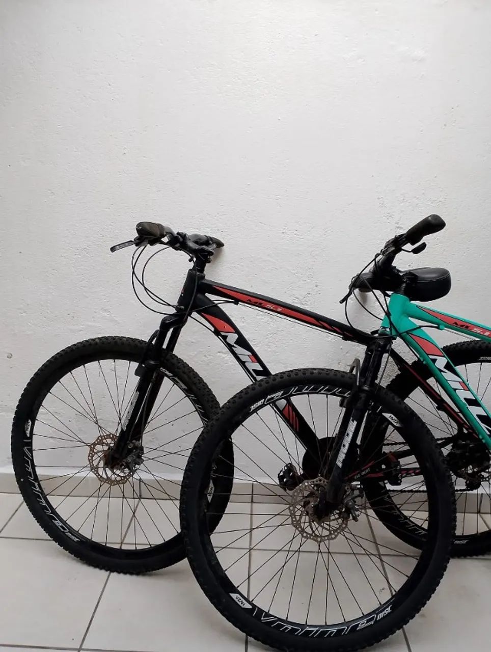 Vendo  bikes aro 29 ,em alumínio, freio a disco e marchas - Foto 4