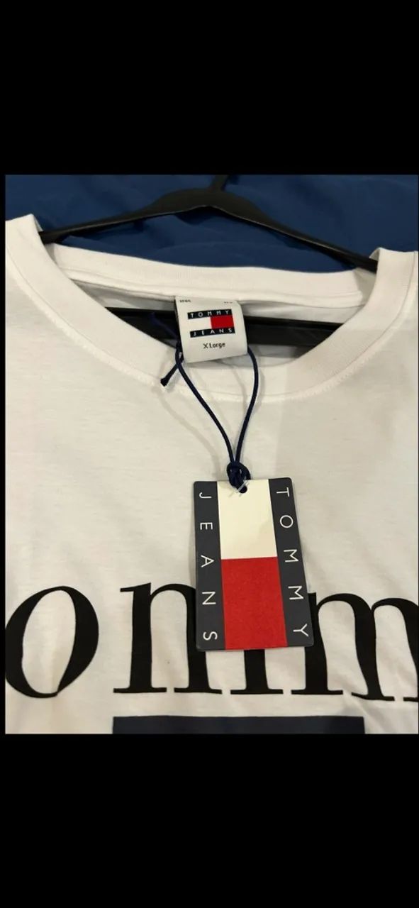 Camiseta Tommy Hilfiger  - Foto 2