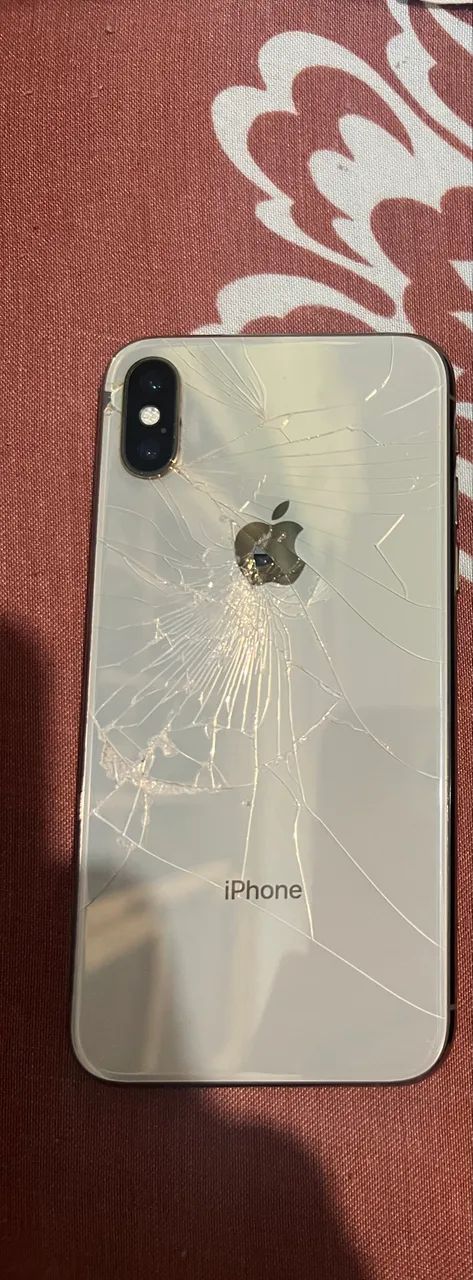 iPhone XS sucata