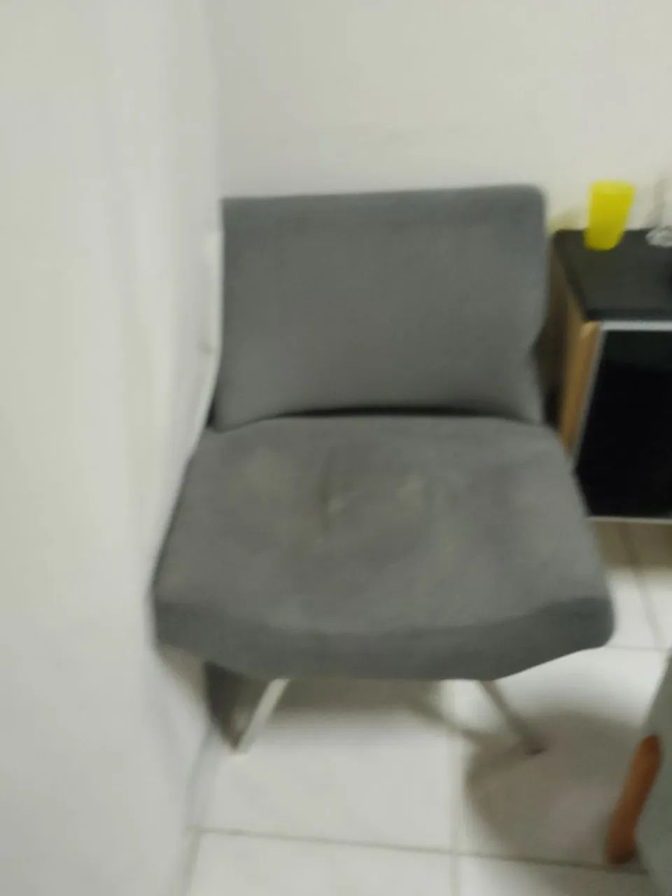 Vendo cadeira estofada. - Foto 2