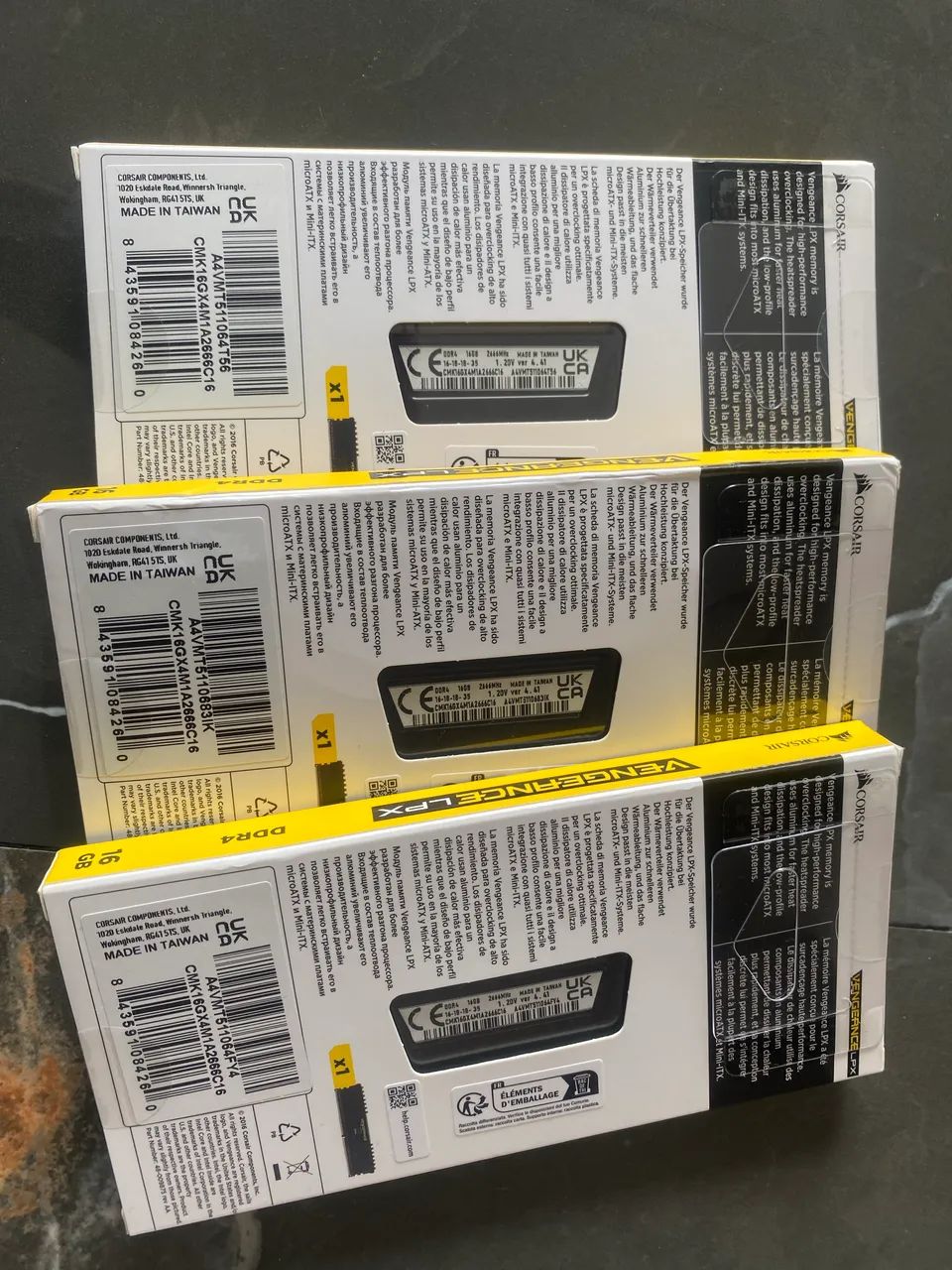 Memória RAM Corsair Vengeance LPX DDR4 16GB 2666MHz - Novas e Lacradas (3 un.) - Foto 3