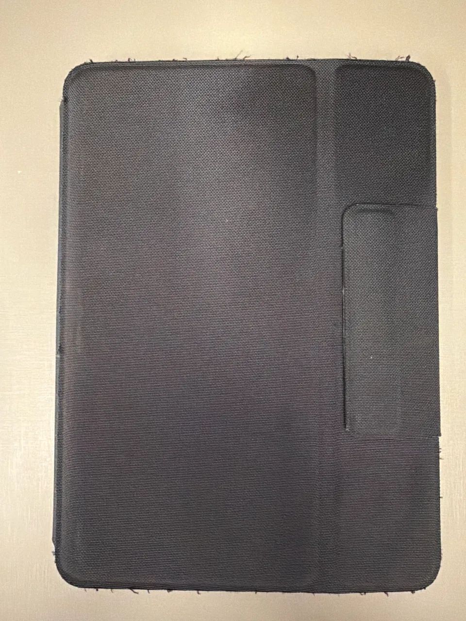 Capa com teclado para iPad 7,8,9 - Foto 3