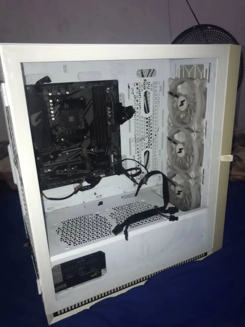 Monitor de Pc com placa mãe já instalada Ryzen 
